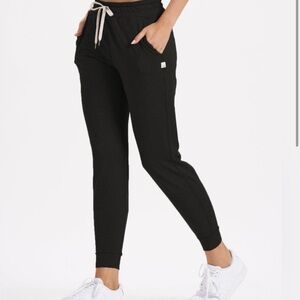 Vuori Performance Joggers Sz XSmall $58